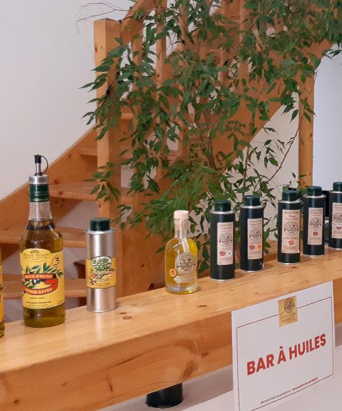 Bar-à-huiles-boutique-Les-Mées