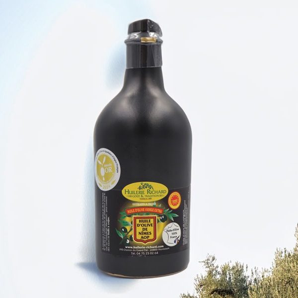 Huile-d'olive-de-Nîmes-AOP-médaillé-d'or-50-cl---grey---fondblog