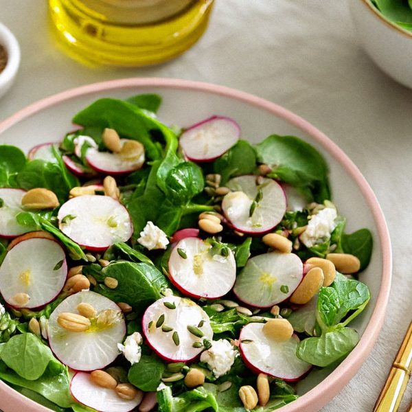 blog-salade-de-jeunes-pousses,-radis,-huile-d'olive-de-macération-au-citron