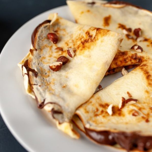 crêpes noisettes et pates à tartiner maison